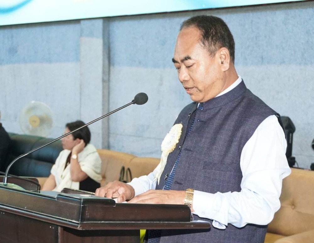 Sanuzo Nienu Director of Agriculture.